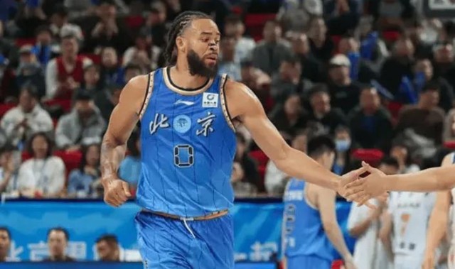 彩票开奖查询-北京88-55战胜四川 球员评价：5人优秀，4人及格，3人低迷