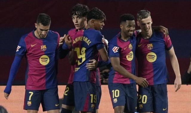 彩票开奖结果-巴萨换7人踢得更好？莱万由谁来替？