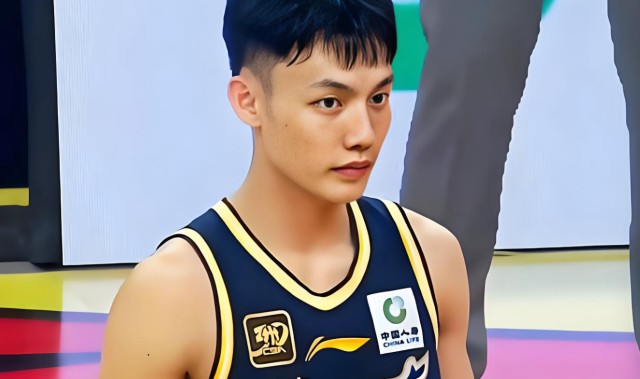 彩票开奖公告-不是胡明轩，也不是徐杰！广东队输40分，有一人要负主要责任