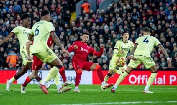 彩票开奖查询-锋线齐开火先谢中场给力，红军新铁三角碾压级输出